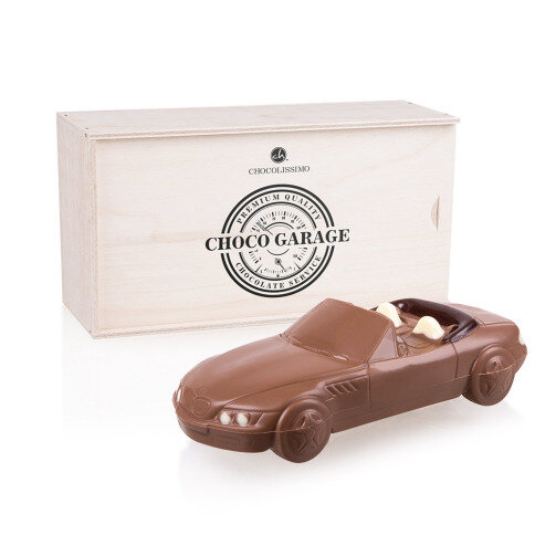 čokoládové bmw, bmw z čokolády, čokoládové bmw z3, auto z čokolády, autíčko z čokolády, čokoládové autíčko, darček pre muža, darček pre chlapca