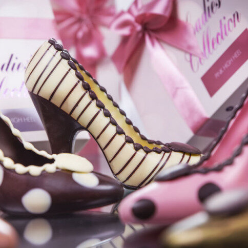 Topánka z čokolády, čokoládová topánka, lodička z čokolády, čokoládová lodička, darček pre mamu, darček pre ženu, darček pre dievča, darček k Valentínovi