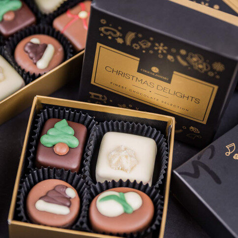 vianočné pralinky, pralinky na vianoce, vianočné čokolády, sviatočné čokolády, čokoládové vianočné darčeky, firemné darčeky, corporate gifts